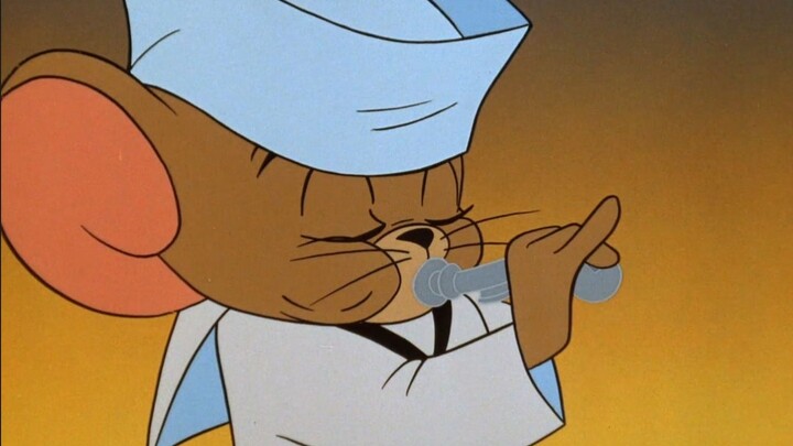 Đây mới là MV gốc của “Thủy Thủ”!