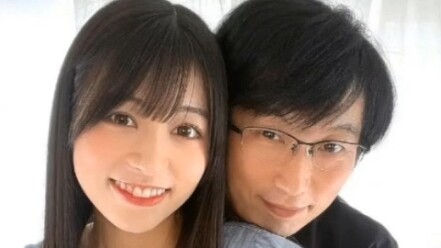 20岁女爱豆嫁给47岁铁粉