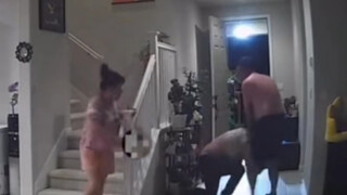A drunk man broke into a Chinese American home and fought fiercely with the husband, and the wife de