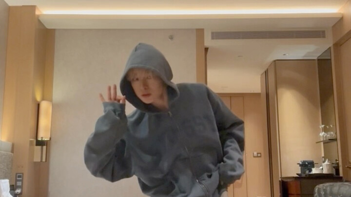 【YUSHI】Sedikit menari versi 2.0 lagu BTS