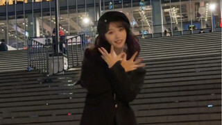 Watching IVE concert