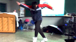 الرجل الوسيم المقنع (BGM: dancin)