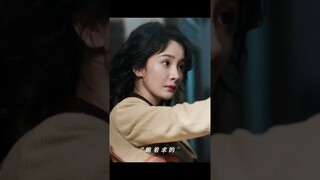 在被枪口对准的那几秒，卓文的cpu都快转烧了！#哈尔滨一九四四 #秦昊 #杨幂 | 哈尔滨一九四四 | In the Name of the Brother | iQIYI