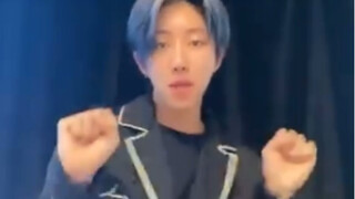 【شو مينغ هاو】المعجبون الأجانب مدمنون على مي شيه بينغ تشنغ.. المعجبون من مختلف البلدان يبدؤون في الغن