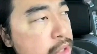 أداة دفاعية توضع في السيارة