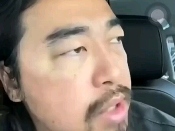 อุปกรณ์ป้องกันตัวที่วางในรถ