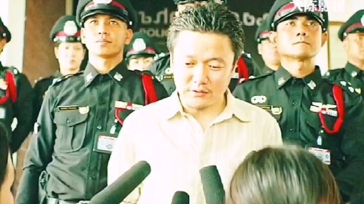 我能做的只有挡在你们面前。