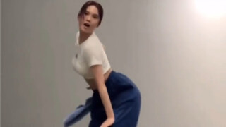 【จางเฉิงหลิน】เต้นคัฟเวอร์เพลง THE FEELS ของทไวซ์