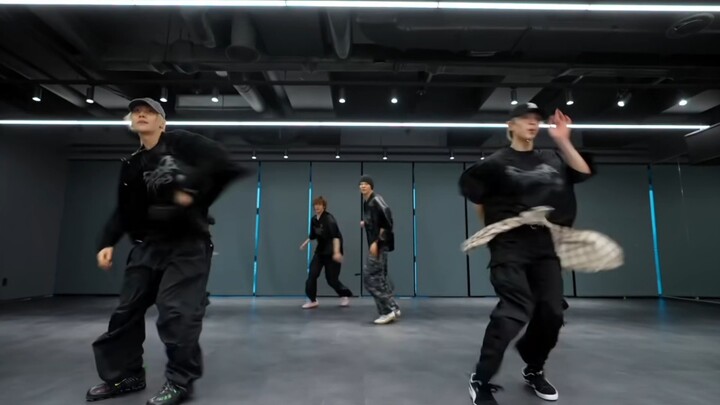 椅愿礼老了打包一起去跳手势舞