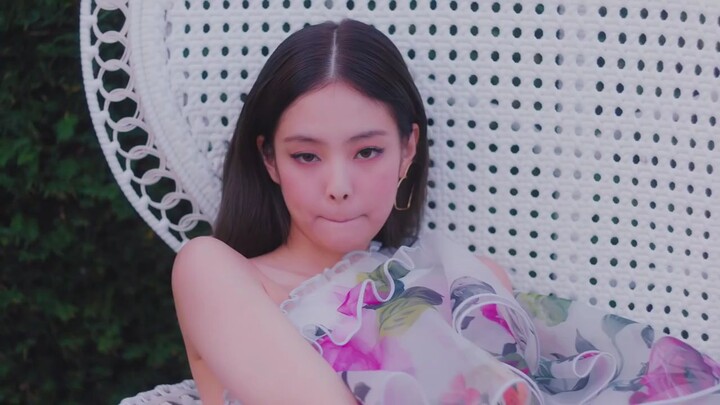 BLACKPINK JENNIE(SOLO)