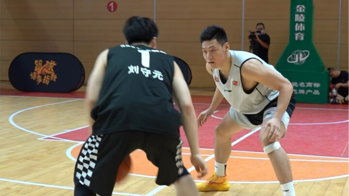 Với bóng rổ, chúng ta vẫn phải hết lòng đam mê! Tiếp tục học hỏi từ các đội chuyên nghiệp!