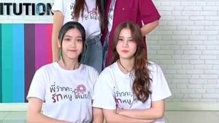 【学姐爱我可以吗】下面两个是搞笑的，上面两个也是来搞笑的(・ω< )★