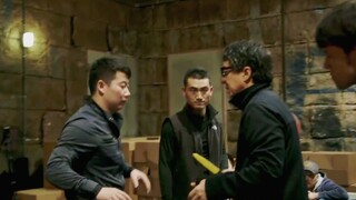 Inilah kondisi fisik Jackie Chan di usia 63 tahun. Sorotan adegan pertarungan di "The Showdown". Ia 