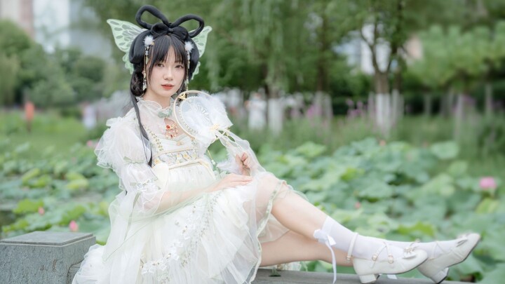 呀，是谁家小仙女下凡间，快来捡仙女啦♫千里邀月【雪堆】