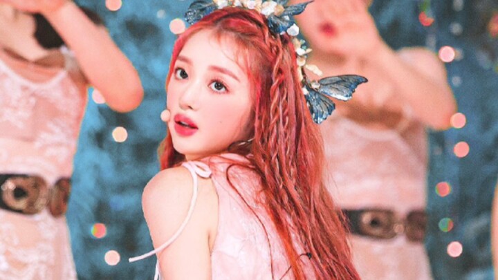 Màn trình diễn của nhóm nhạc nam và nữ Kpop Cody (Roller Coaster Edition 5)