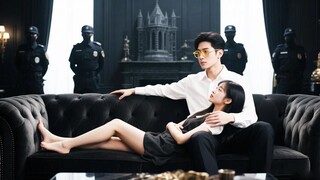 Dihina tunangannya, gadis itu menikah dengan paman CEO-nya, dimanja setiap hari!