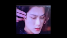 Is there anyone who hasn't watched the ten minutes of war? Chang Geng pressed his adoptive father's