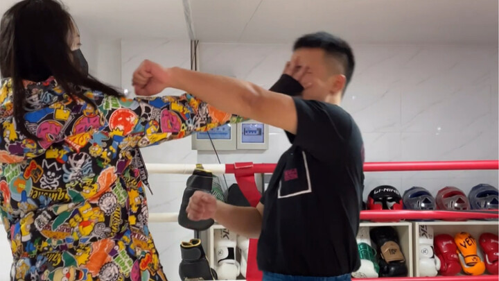 Ukuran tubuh perempuan sepuluh kali lebih besar dari laki-laki