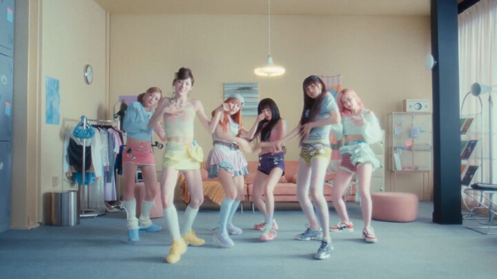 STAYC 2 L0VE MV
