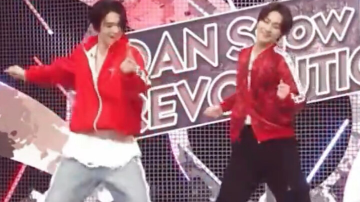 神帝超萌双人舞来袭！特别可爱的两个猫鸭