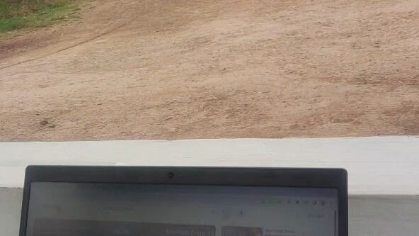 lagi enak-enak ngevideo, tiba tiba security terlindas.......