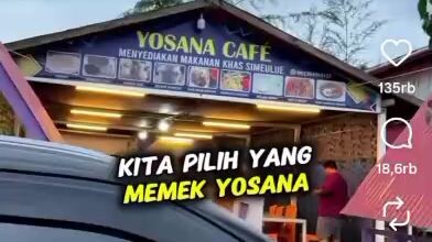 Makanan Khas katanya nih 😆