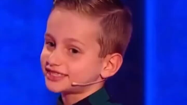 Điều gì sẽ xảy ra khi một đứa trẻ Mỹ trên đường đến Anh? | Học từ vựng qua lướt sóng 80