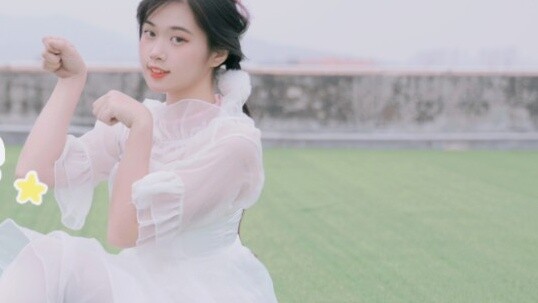 【Jin Fu Fu】Selamat Tahun Baru! Bermainlah dengan kucing putih kecil dalam mode vertikal~