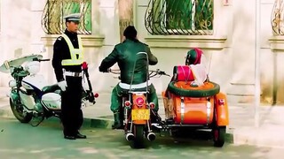 惊不惊喜意不意外，我还没走