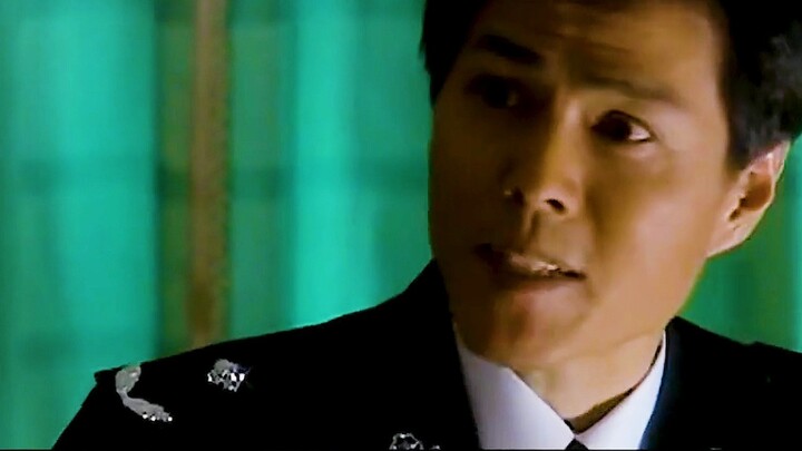 พี่ใหญ่มาเฟียชวนพาราชูดื่มเหล้าเนื้อเสือ หลังรอดตายมาได้อย่างปาฏิหาริย์ น้องชายก็ตามหาพี่ใหญ่เพื่อล้