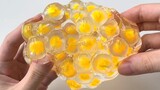 [Handcraft] Playing with yellow frog spawn slime