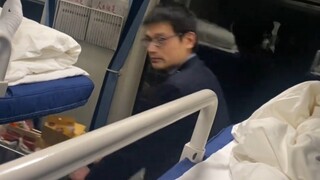 我真是被火车售货员笑死
