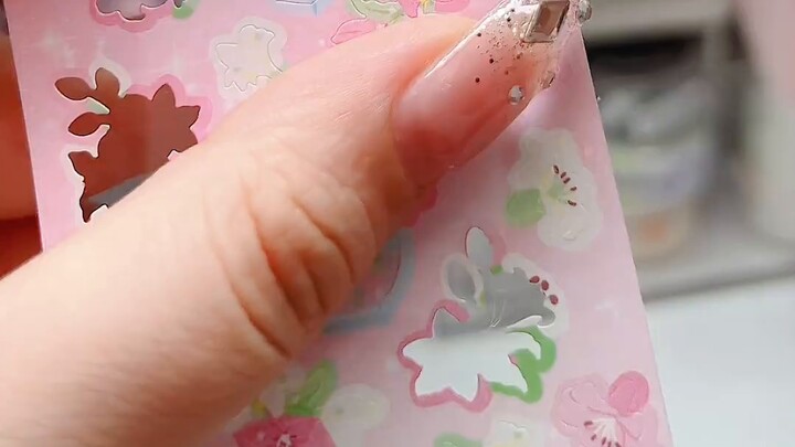 The heart has fallen into the mini card brick! ♡ Guka Bricks