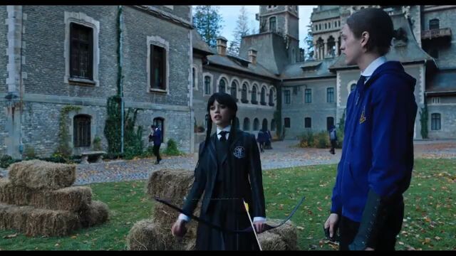 Wednesday1x2(enjoy😁)