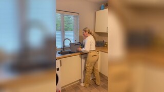 Prank những người trong gia đình cực hài hước. #videohaynhat