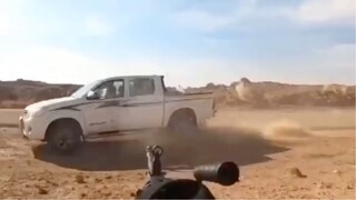Mk di PUBG ada mobil lewat...