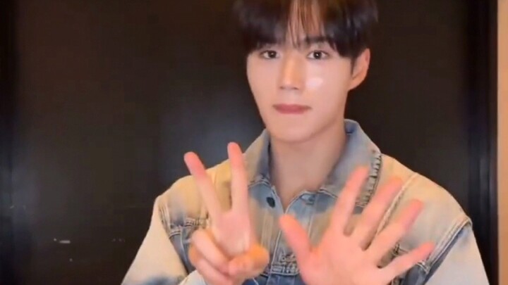 The Beautiful Age of 25, cha [Kim Jun-su]