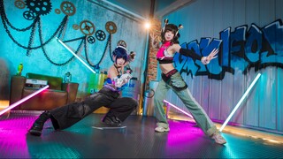 ดวงตาของสมาชิกทั้งสองของกลุ่ม Overwatch Girls เต็มไปด้วยความปรารถนาในชัยชนะ!