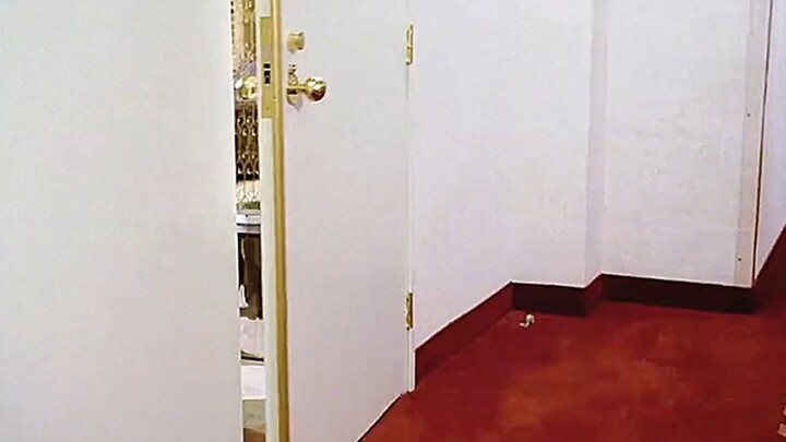 Man Pulls Off a Single Move to Win 800 Million at the Casino!