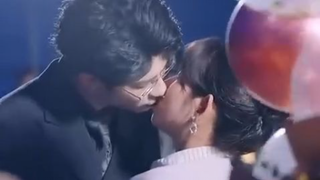 FULL |What started as a contract marriage turned real—the CEO now craves her kisses ev