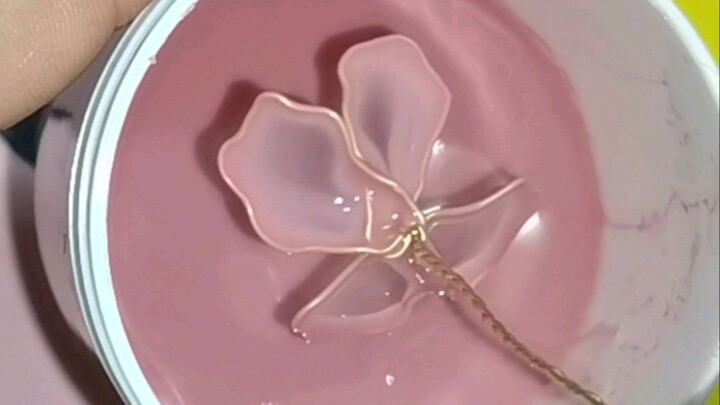 造花液‖自调色仿一个日本太太artesflor723的作品，颜色有点深了