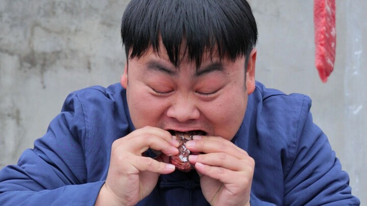 Thịt bò nướng với các mức độ lửa khác nhau