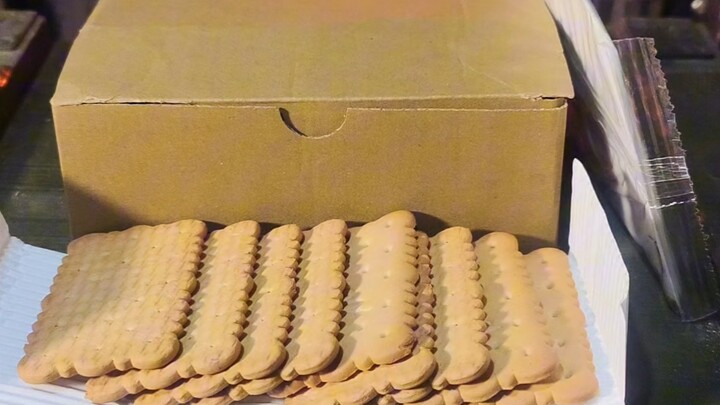 Apocalyptic Wasteland Cuisine: Spanish Individual Ration (Breakfast Edition)