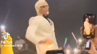 [Archived] Tolo performs urban dance after counter-killing the assassin at KFC