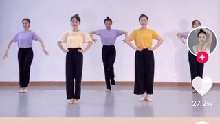 رقصة الأطفال الإيقاعية "استمع إلي"