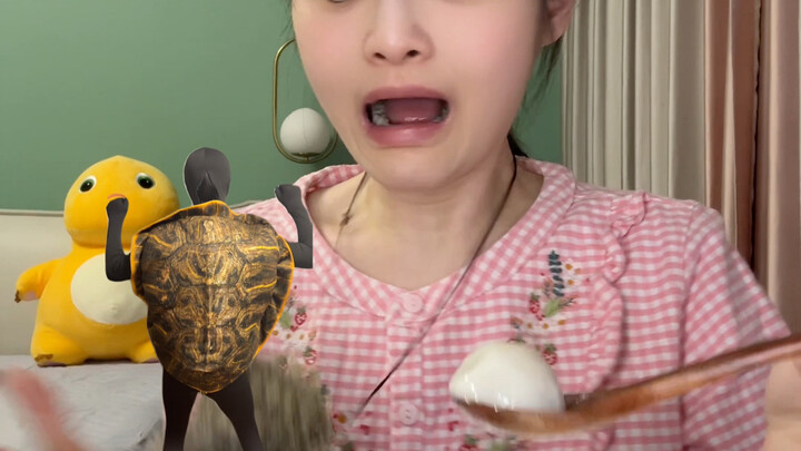 [Xiao Shi Nai Xiong] Makan bola nasi ketan pada hari ke-15 gegar otak gigi...