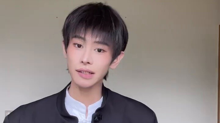 Satu orang bisa bermain di rumah selama sehari