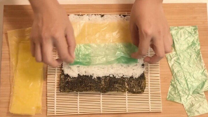 Film pendek satir Thailand: Manusia, mengapa kalian tidak makan kantong plastik?