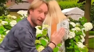俄罗斯花滑男神普鲁申科入驻抖音和妻子大秀恩爱EvgeniPlushenko 普皇