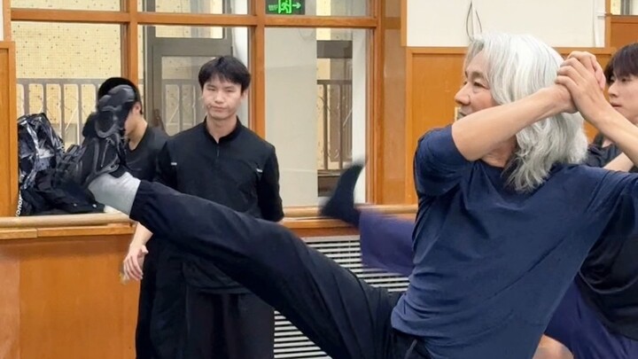 Mỗi động tác đều phải luyện tập đi luyện tập lại.